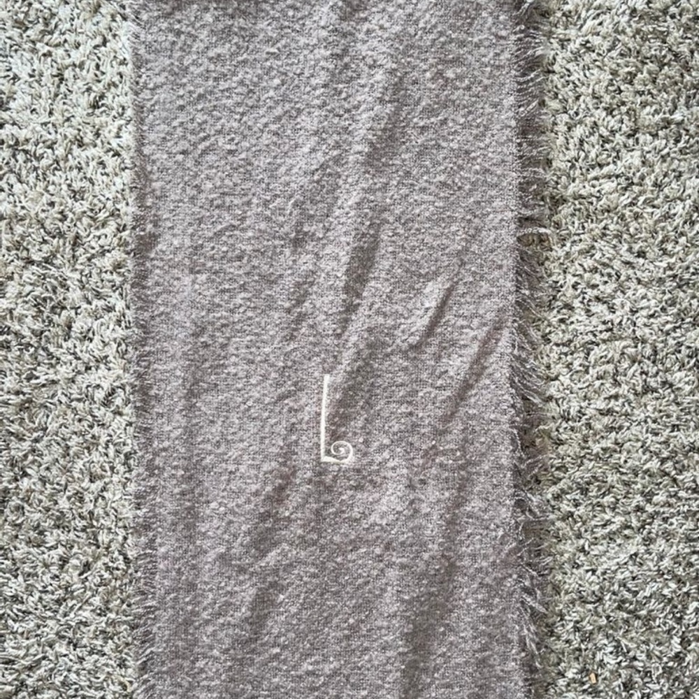 Scarf - Picture 2 of 2